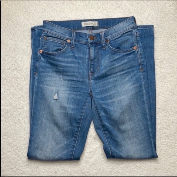 Madewell Light wash High Riser Skinny Skinny Distressed
Size 24 x 29 - Picture 4 of 12